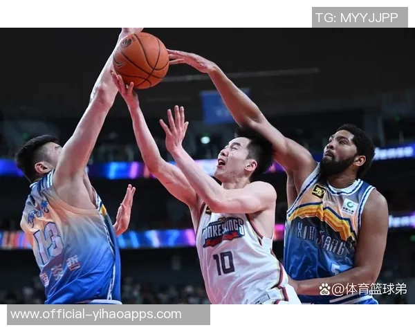 杨瀚森邀请林葳共进火锅期待休息或圣诞节的美好时光 杨瀚森邀请林葳共进火锅期待休息或圣诞节的美好时光