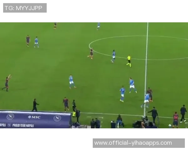 孔蒂与邓弗里斯争吵引发劳塔罗远道而来调解冲突事件 孔蒂与邓弗里斯争吵引发劳塔罗远道而来调解冲突事件