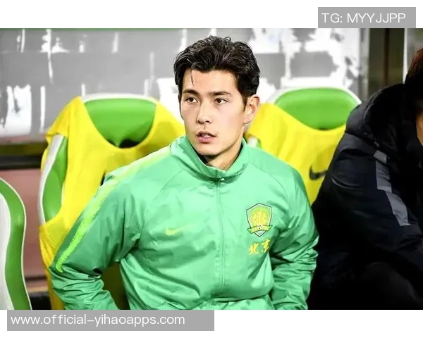 山东泰山半场落后云南玉昆侯永永头球破门克雷桑李源一错失良机 山东泰山半场落后云南玉昆侯永永头球破门克雷桑李源一错失良机