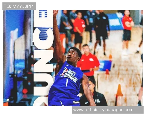 年轻无畏VJ埃奇库姆氮气加速满弓滑翔炸扣震撼全场