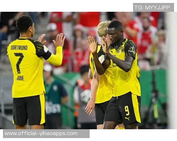 多特蒙德前锋吉拉西因伤缺席几内亚国家队已回归德国进行治疗 多特蒙德前锋吉拉西因伤缺席几内亚国家队已回归德国进行治疗