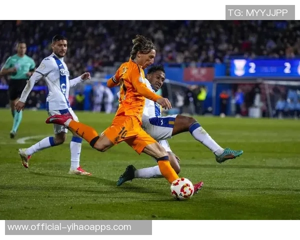 耶雷马伊:为皇萨效力是梦想拉科球衣下的西甲征战更美妙 耶雷马伊:为皇萨效力是梦想拉科球衣下的西甲征战更美妙