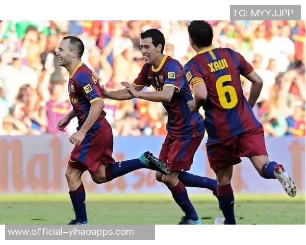 阿玛德期待姆伯莫在关键比赛中展现进球能力我与他都能胜任10号位 阿玛德期待姆伯莫在关键比赛中展现进球能力我与他都能胜任10号位