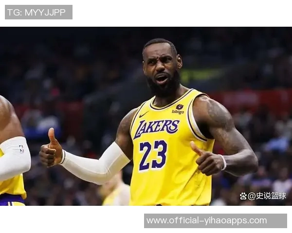 A史密斯质疑詹姆斯关键时刻表现背后是否隐藏赛前饮酒的秘密