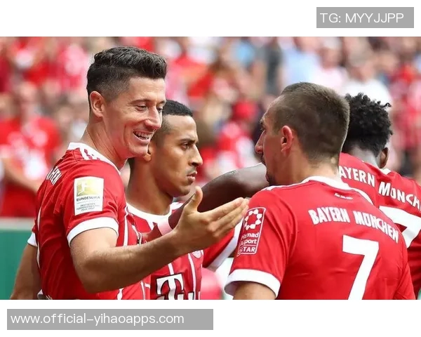 多家英超德甲球队争夺20岁奥格斯堡中场新星科穆尔